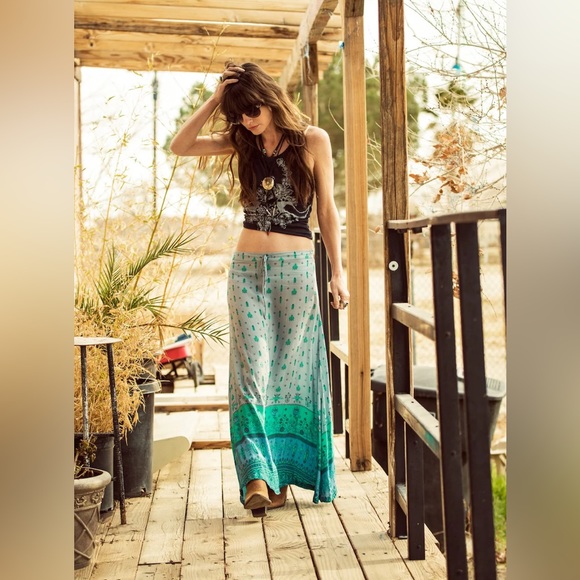 🖤 Reserved 🖤 - Picture 4 of 10